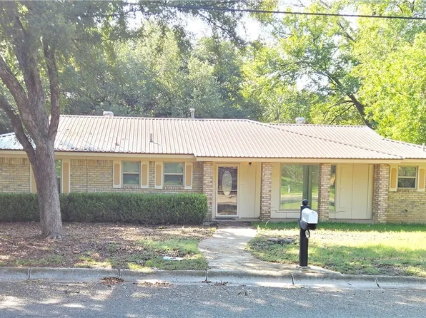 1408 W 4th St, Lampasas, TX 76550