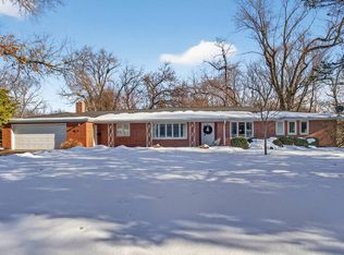 3232 26th St, Moline, IL 61265