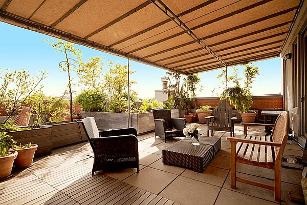 Sold by Corcoran | media 32