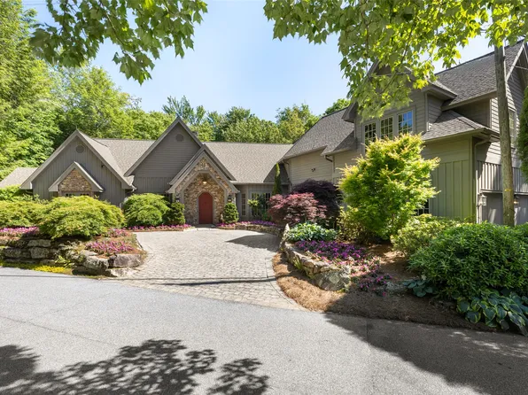 54 Pine Point, Highlands, NC 28741
