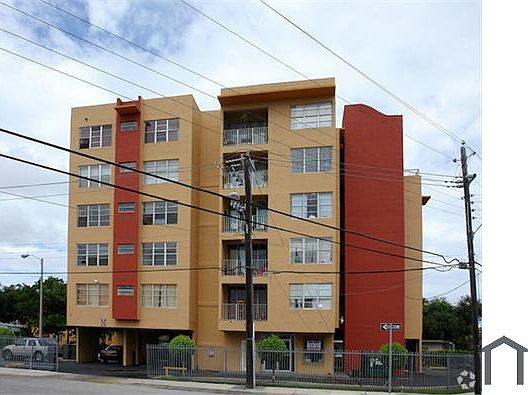 Building Photo 3