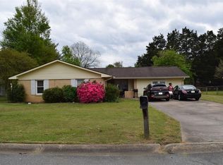 210 Bedivere Dr, Warner Robins, GA 31093