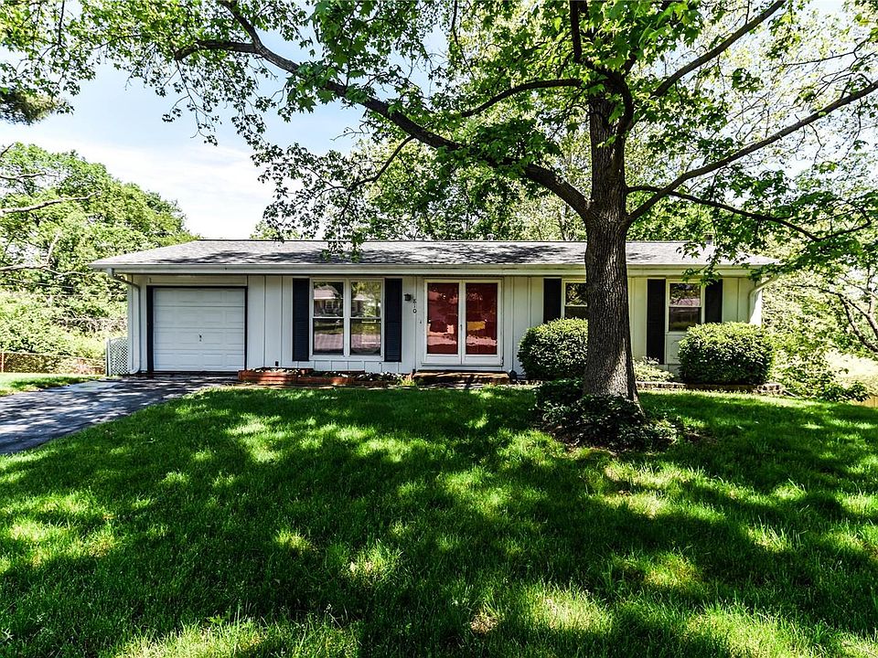 1st image of 810 Bordeaux Ct