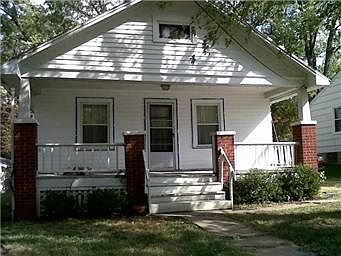 1st image of 1113 S Cottage Ave