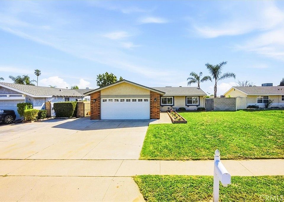 1st image of 10155 Norwick St