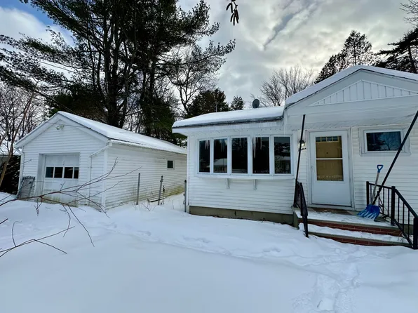 12 Mainewood Avenue, Orono, ME 04473