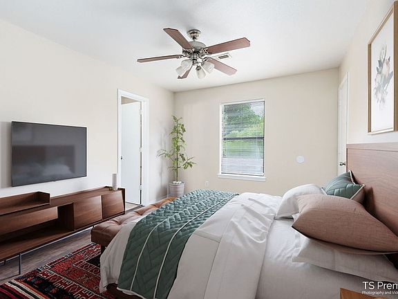 2nd image of 2028 N Ball Ave