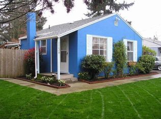 11608 NE Couch St, Portland, OR 97220