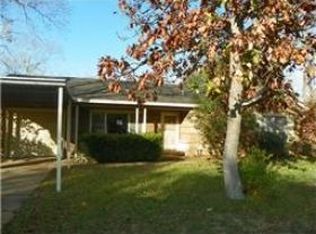 1007 Lindsey Dr, Rosenberg, TX 77471