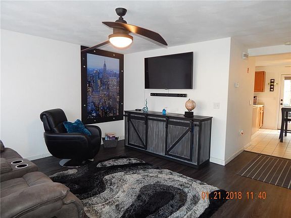 5th image of 28 Sanwood Dr