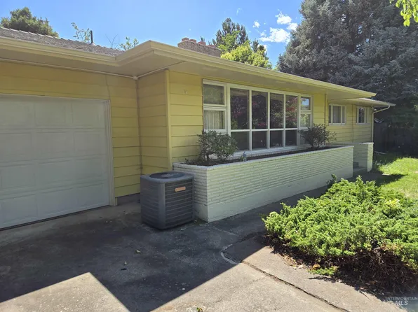 2628 Willow Dr, Lewiston, ID 83501