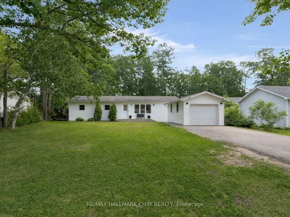 1853 River Rd W, Wasaga Beach, ON L9Z 1L1