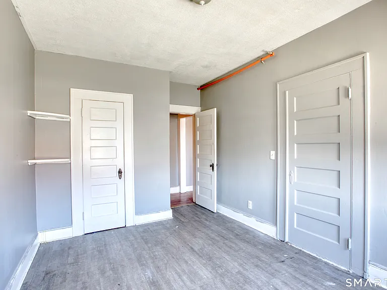 2716 Fairfield Ave #3AF — Photo 8
