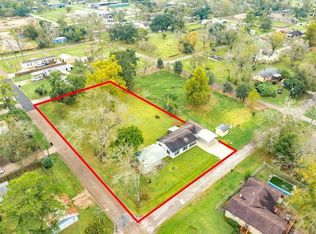 404 Chestnut St, Brazoria, TX 77422