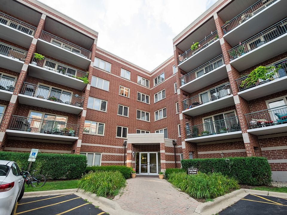 1st image of 4210 N Natchez Ave APT 301