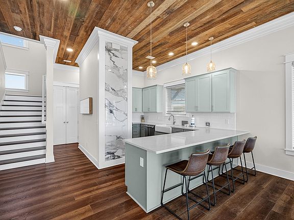 3rd image of 1492 Indian Pass Rd