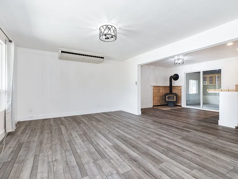 10065 Old Morro Rd E — Photo 18