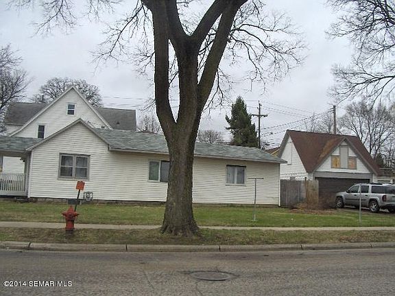2nd image of 221 W Mill St