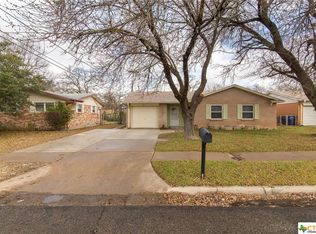 1005 E Robertson Ave, Copperas Cove, TX 76522
