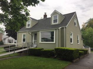 40 Whittier Ave, Waltham, MA 02451