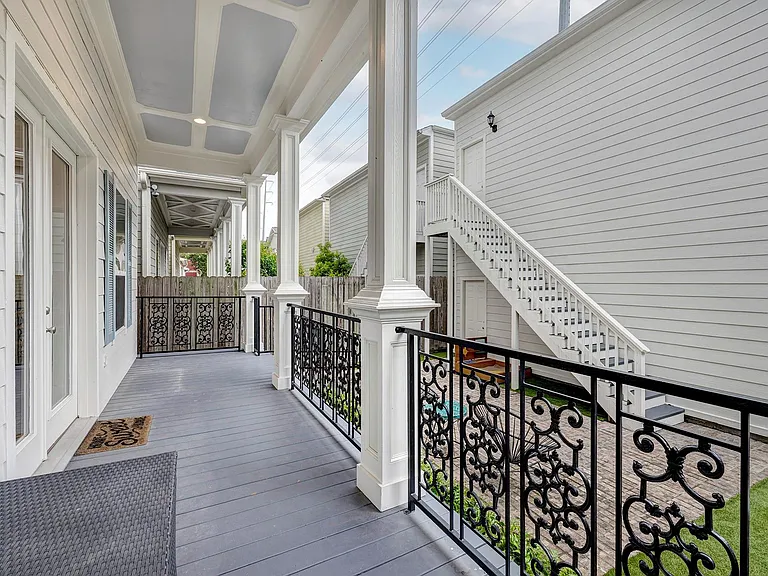 1010 Nicholson St — Photo 24