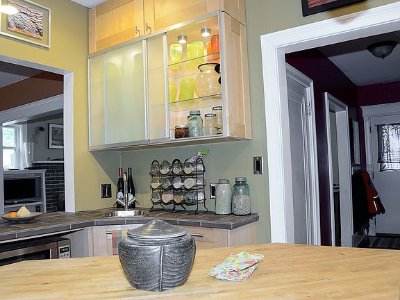 Glass cabinet with lighting