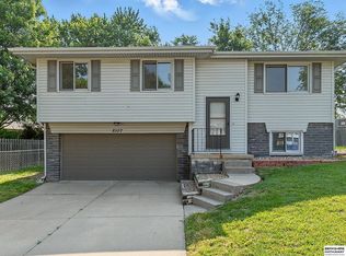 8107 S 153rd St, Omaha, NE 68138