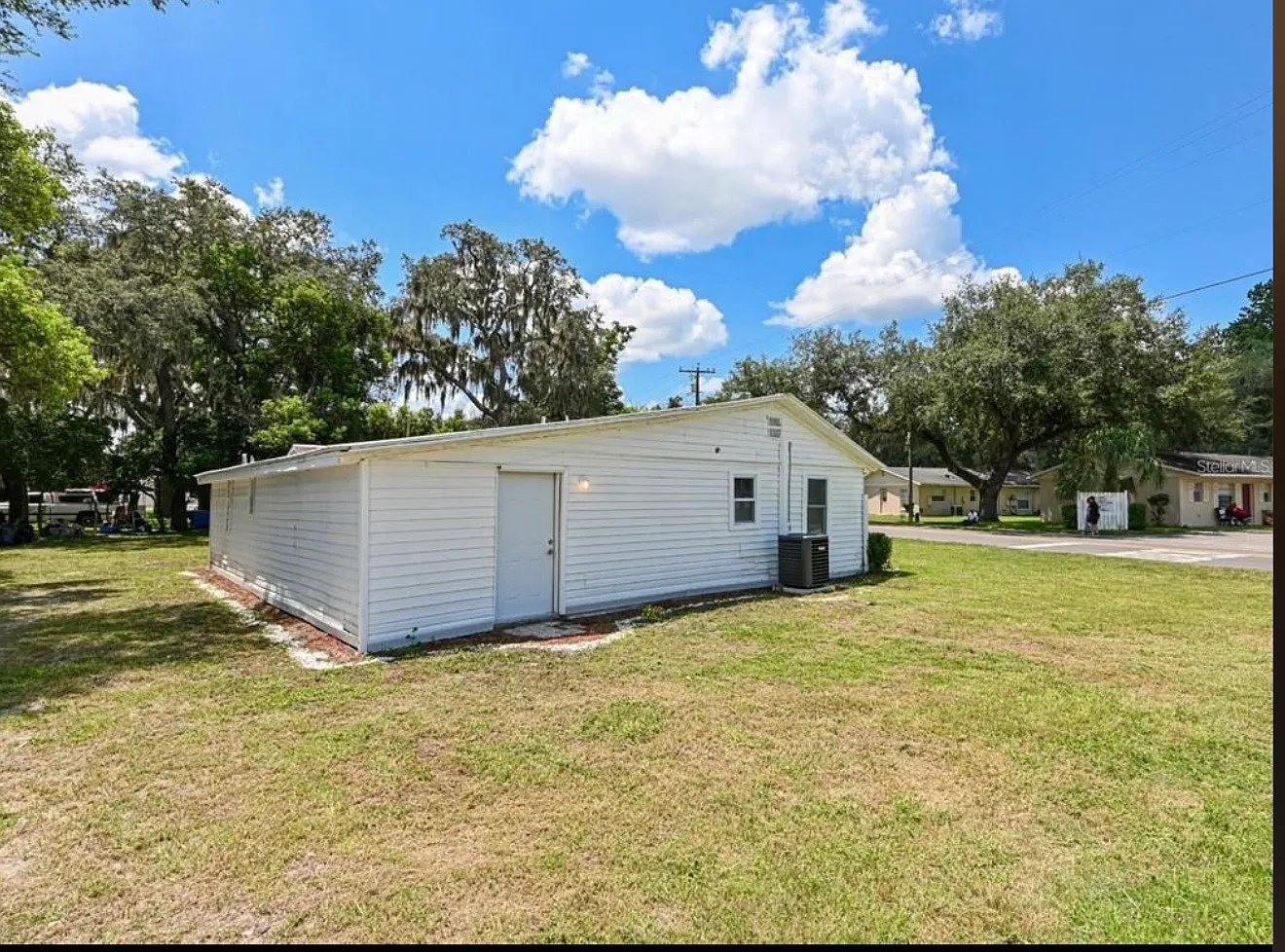 Renovated Efficiency For Rent Available Now — Photo 1