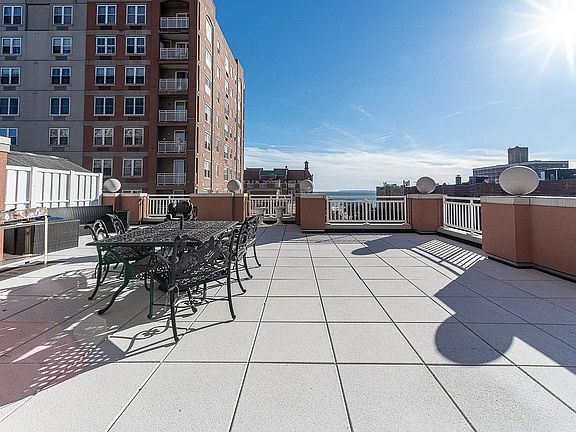 2nd image of 50 Oceana Dr W APT 6A