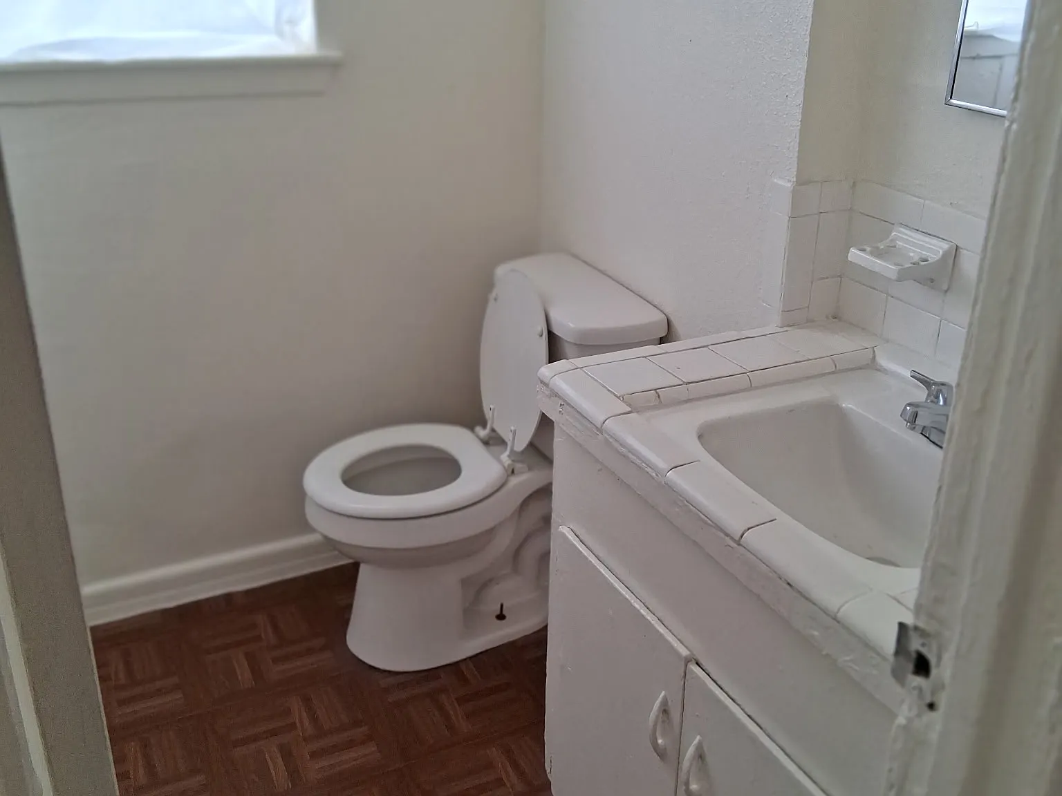 2 bed, 750 sqft, $800 — Photo 4
