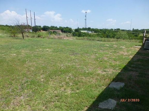 5th image of 115 Bluff Heights Dr