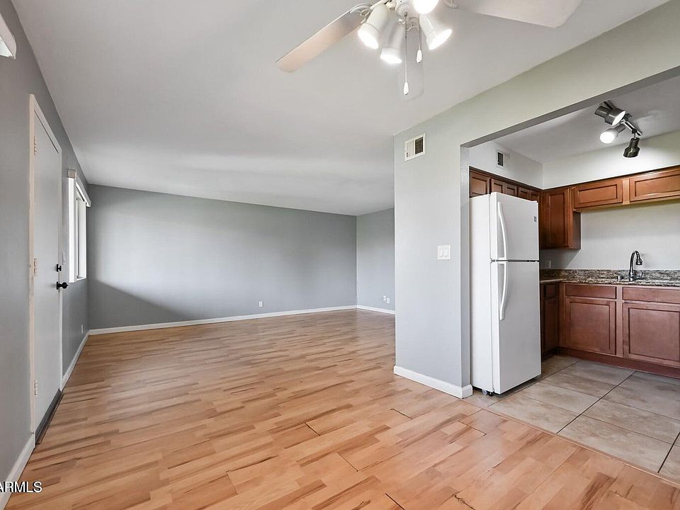 1st image of 1702 W Tuckey Ln Unit 212