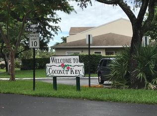270 W Hemingway Cir, Margate, FL 33063