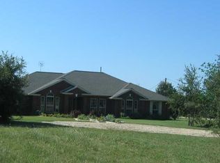 5115 Barth Rd, Lockhart, TX 78644