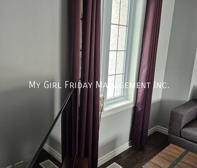55 Mooregate Cres #7 — Photo 4