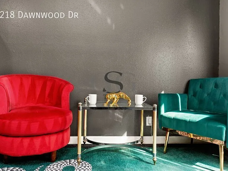 8218 Dawnwood Dr — Photo 20