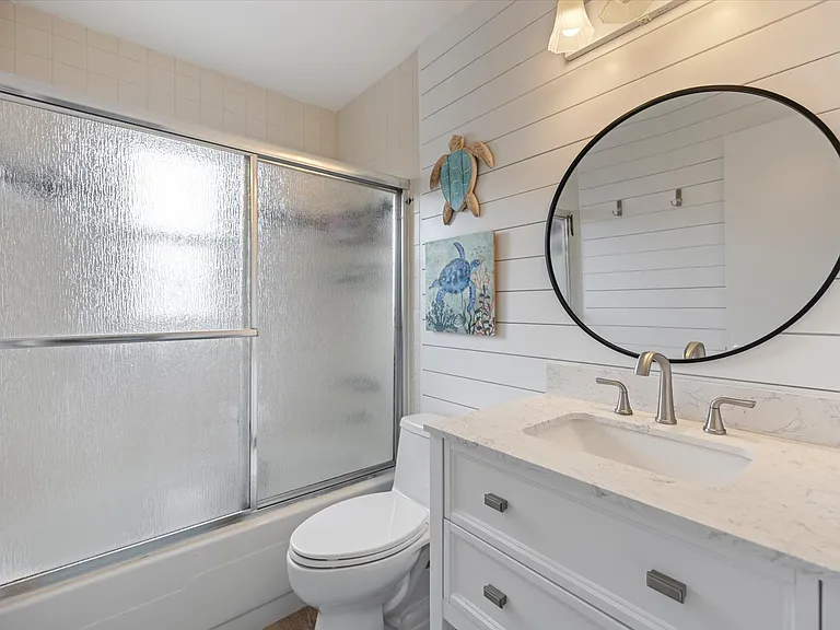 400 Base Ave E #226 — Photo 17