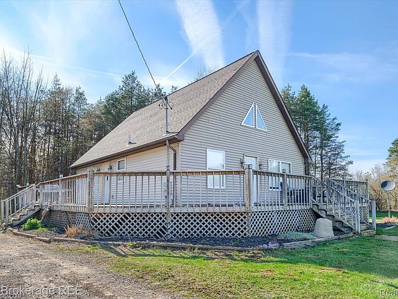 5th image of 14445 Harris Rd