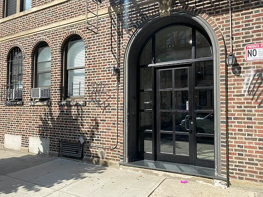 Rented by Brick&Mortar | media 19