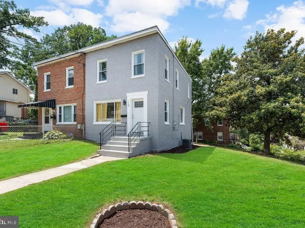 1102 Carrington Ave, Capitol Heights, MD 20743