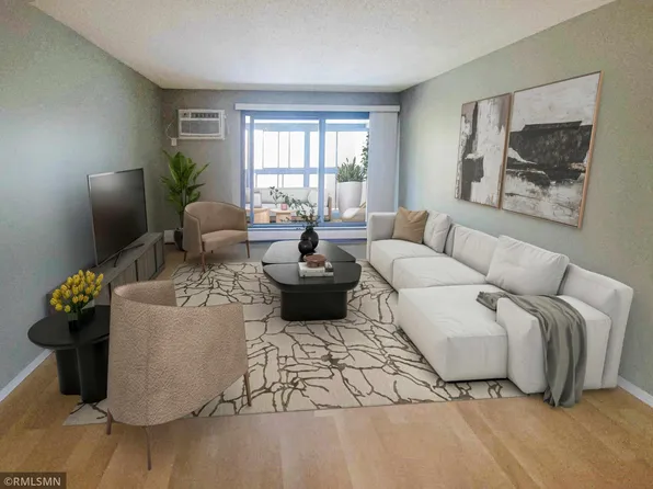 1871 Silver Bell Rd APT 321, Eagan, MN 55122