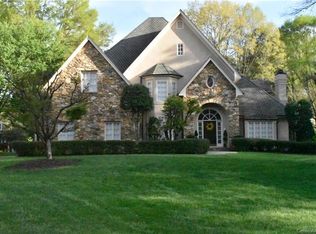 5301 Providence Country Club Dr, Charlotte, NC 28277