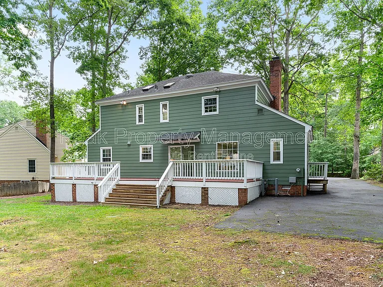 504 Winamack Ct — Photo 40