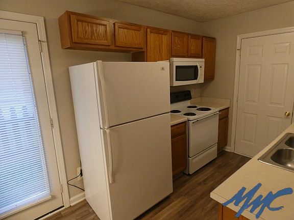 4th image of 299 Indian Park Dr