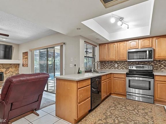 5th image of 14013R Middleton Way