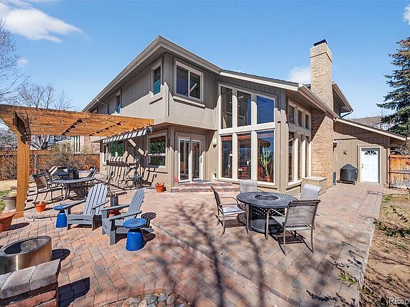 3rd image of 2452 Terraridge Drive