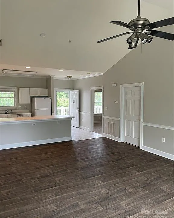 8757 Coralbell Ln