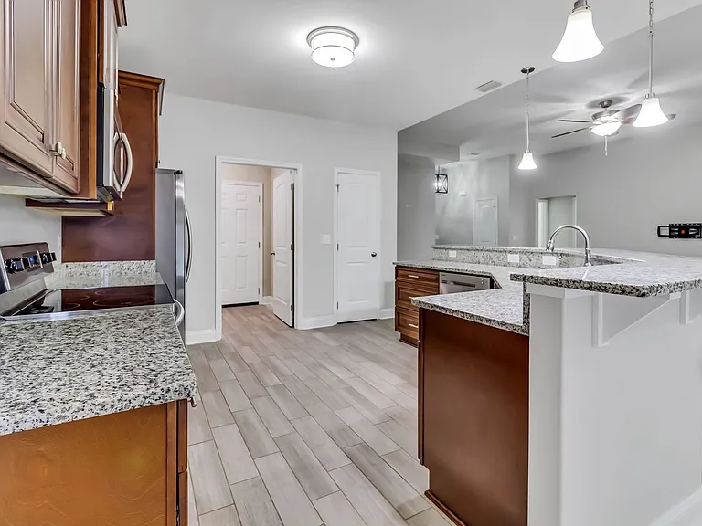 2281 Tom St — Photo 12