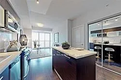 386 Yonge St W #3012 — Photo 13