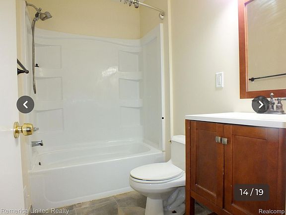 2nd image of 21559 Randall St